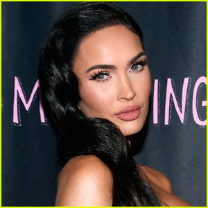 megan fox onlyfans|Megan Fox teases OnlyFans with Kourtney Kardashian.